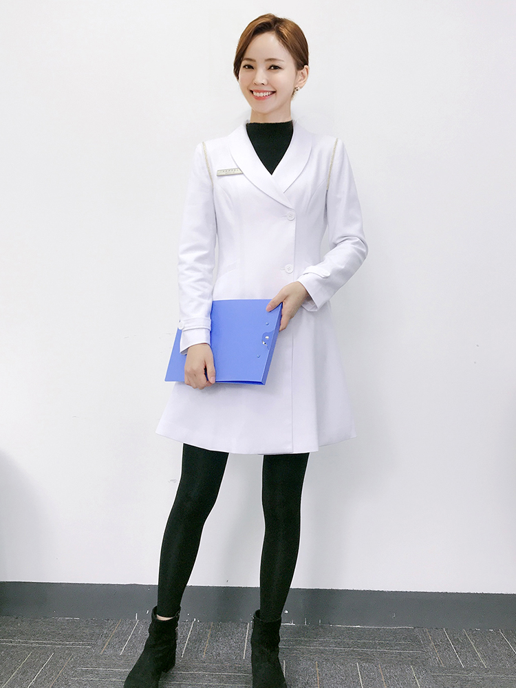 High-End Korean Style Medical  - Medical Lab Years 评论和价格